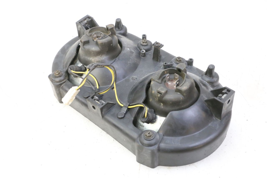 photo de FAROL DIANTEIRO TRIUMPH SPRINT 900 (1995 - 1998) - Zoom do estado de desgaste