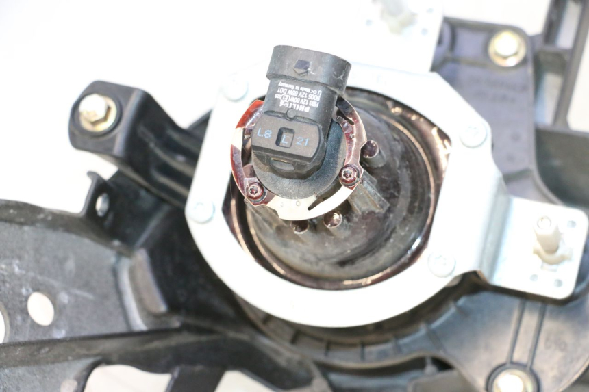 photo de FAROL DIANTEIRO CAN-AM SPYDER RS 1000 (2008 - 2012) - Vista do produto