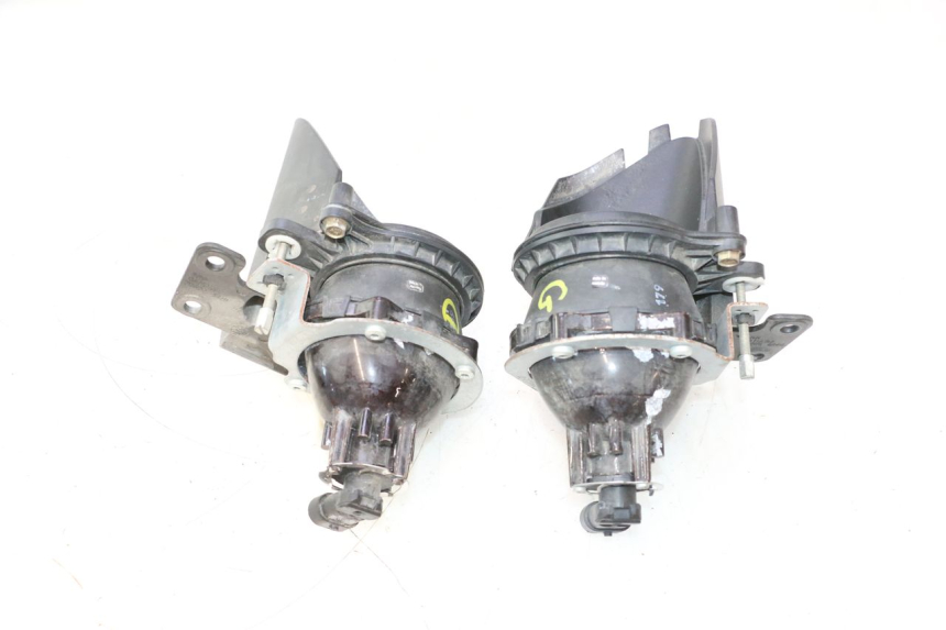 photo de FAROL DIANTEIRO CAN-AM SPYDER RS 1000 (2008 - 2012) - Detalhes característicos