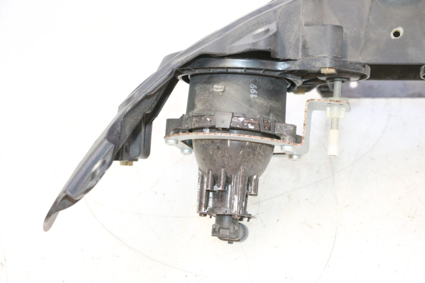 photo de FAROL DIANTEIRO CAN-AM SPYDER RS 1000 (2008 - 2012) - Zoom de qualidade
