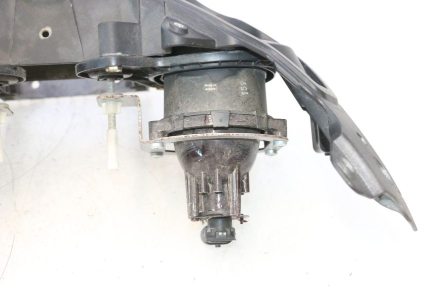 photo de FAROL DIANTEIRO CAN-AM SPYDER RS 1000 (2008 - 2012) - Vista principal