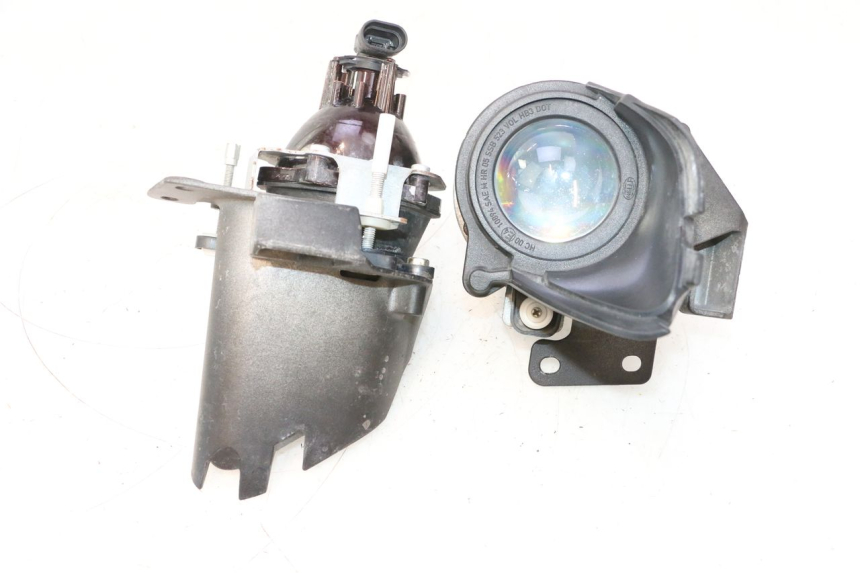 photo de FAROL DIANTEIRO CAN-AM SPYDER RS 1000 (2008 - 2012) - Outro ângulo de visão