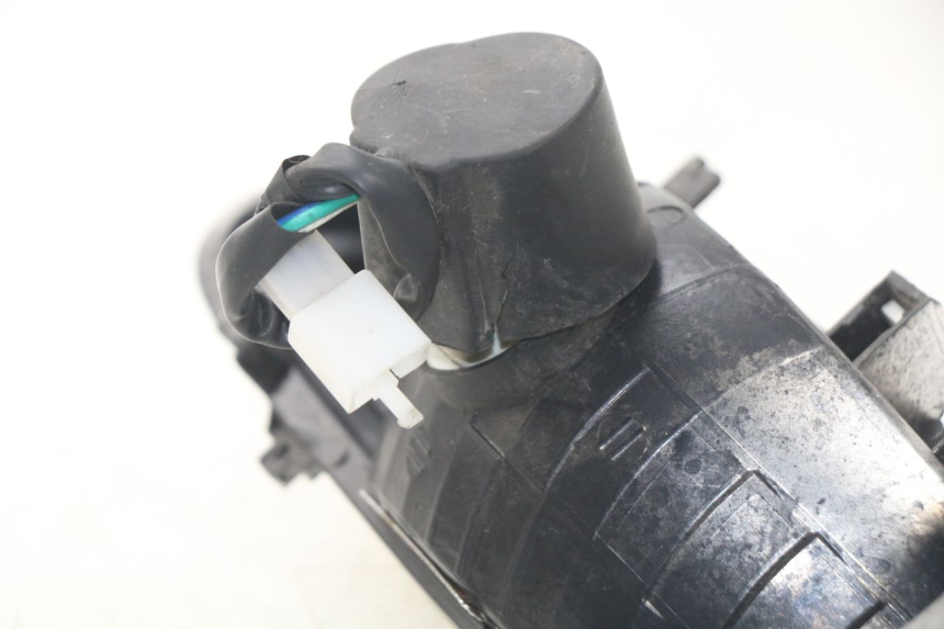photo de FAROL DIANTEIRO FYM STRADA 50 (2007 - 2014) - Zoom do estado de desgaste