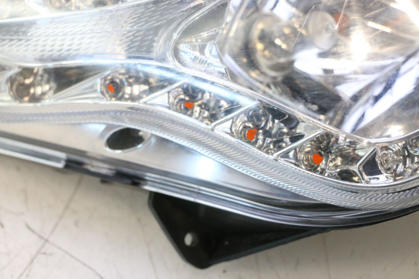 photo de FAROL DIANTEIRO VASTRO STREET S 50 (2016 - 2021) - Imagem adicional