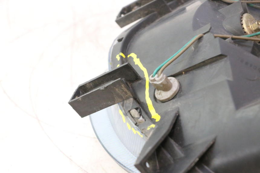 photo de FAROL DIANTEIRO KYMCO SUPER 8 2T 50 (2007 - 2013) - Inspeção visual