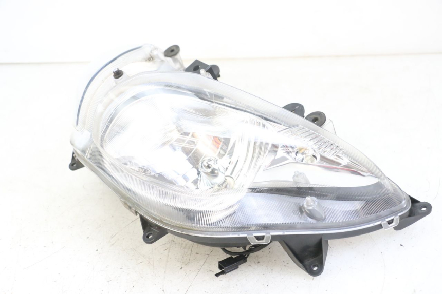 photo de FAROL DIANTEIRO SUZUKI BURGMAN 125 (2018 - 2021) - Vista do produto