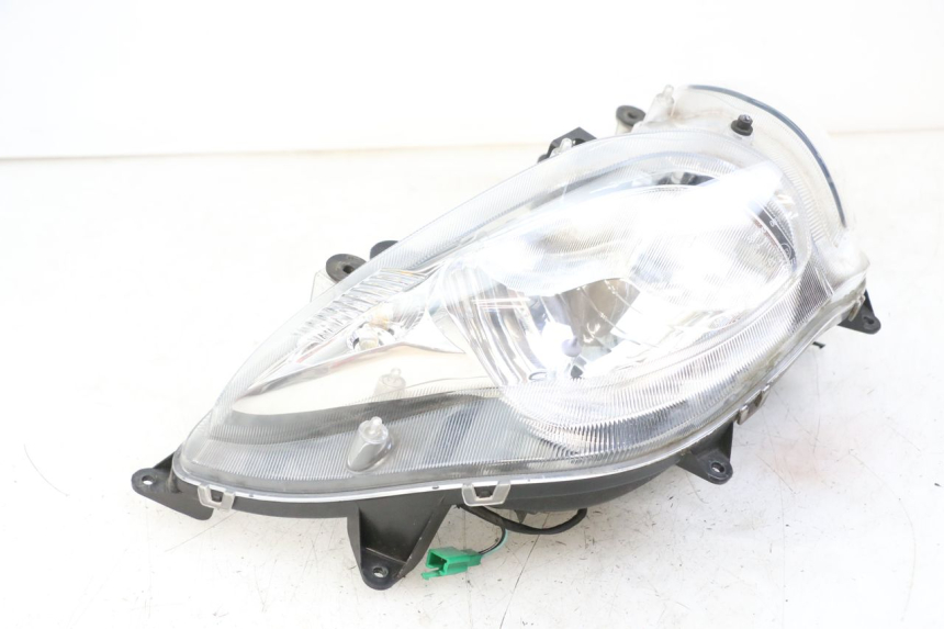 photo de FAROL DIANTEIRO SUZUKI BURGMAN 125 (2018 - 2021) - Detalhes característicos
