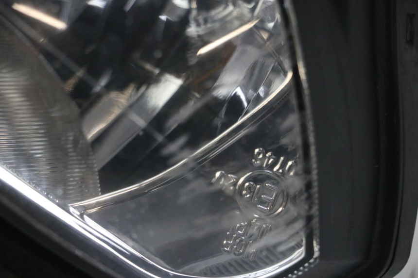 photo de FAROL DIANTEIRO YAMAHA TDM ABS 900 (2002 - 2014) - Outro ângulo de visão