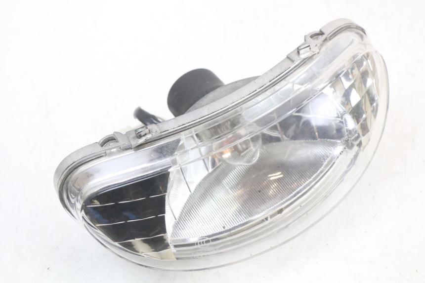 photo de FAROL DIANTEIRO BAOTIAN TRAVEL SPIRIT 50 (2010 - 2012) - Detalhe da peça