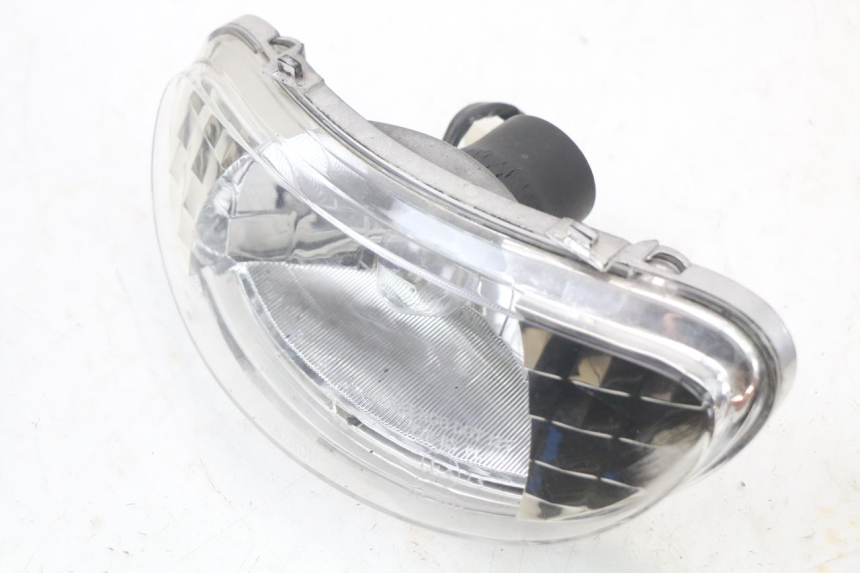 photo de FAROL DIANTEIRO BAOTIAN TRAVEL SPIRIT 50 (2010 - 2012) - Zoom do estado de desgaste