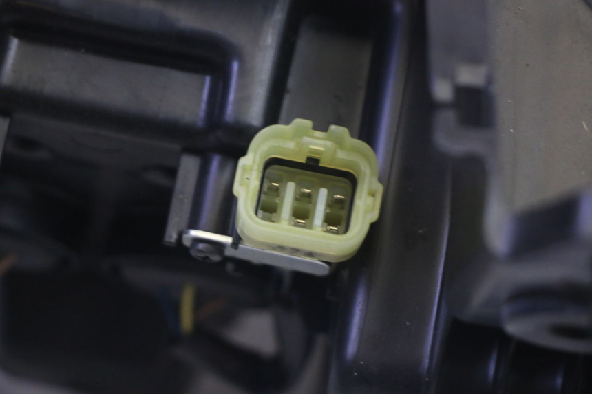 photo de FAROL DIANTEIRO YAMAHA TRICITY 300 (2020 - 2024) - Ampliação dos componentes