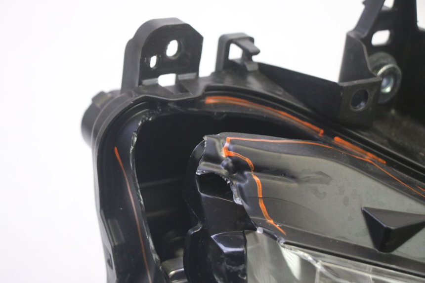 photo de FAROL DIANTEIRO YAMAHA TRICITY 300 (2020 - 2024) - Ampliação técnica