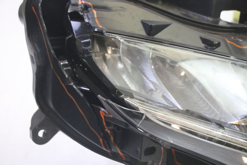 photo de FAROL DIANTEIRO YAMAHA TRICITY 300 (2020 - 2024) - Vista geral
