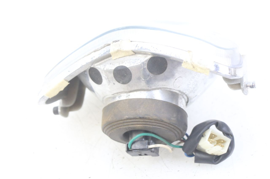 photo de FAROL DIANTEIRO PEUGEOT TWEET 4T 50 (2010 - 2014) - Pontos de fixação