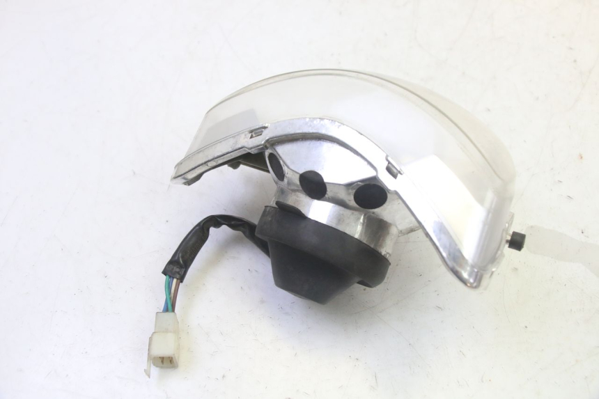 photo de FAROL DIANTEIRO PEUGEOT TWEET PRO CARGO 50 (2018 - 2022) - Outro ângulo de visão