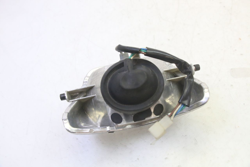 photo de FAROL DIANTEIRO PEUGEOT TWEET PRO CARGO 50 (2018 - 2022) - Pontos de fixação