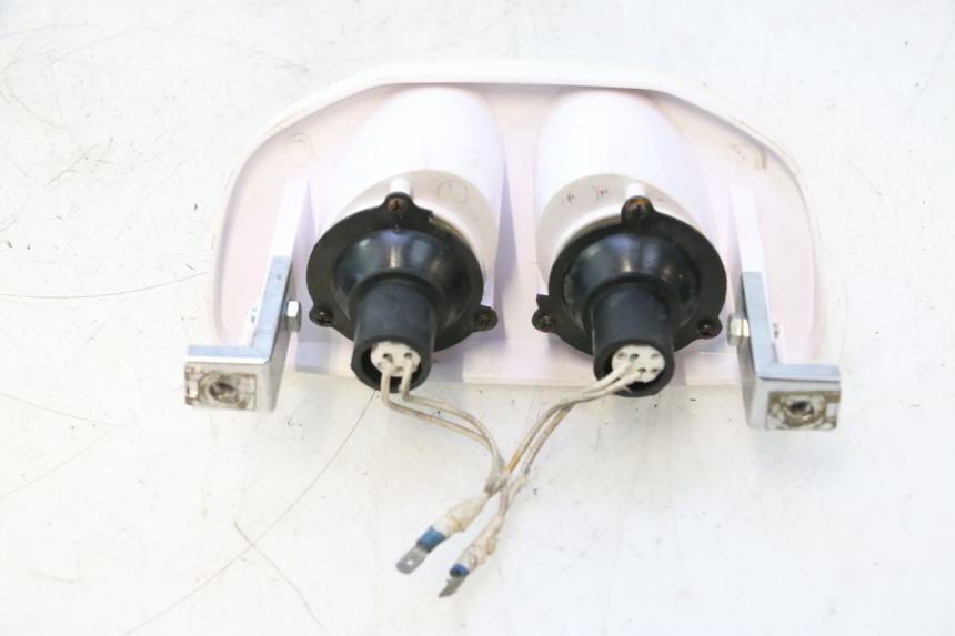 photo de FAROL DIANTEIRO PIAGGIO TYPHOON 50 (1993 - 1999) - Outro ângulo de visão