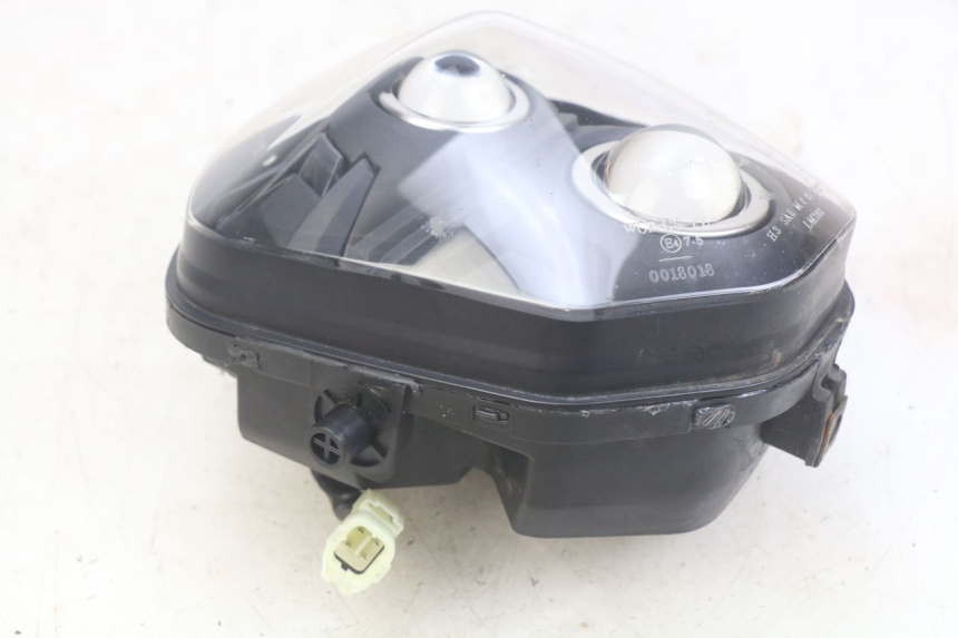 photo de FAROL DIANTEIRO MOTRAC URBAN 4T 50 (2016 - 2024) - Detalhes característicos