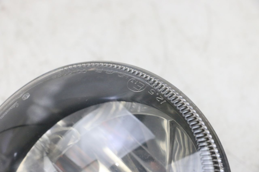 photo de FAROL DIANTEIRO PIAGGIO VESPA GTS SUPER IE 125 (2009 - 2016) - Peça verificada