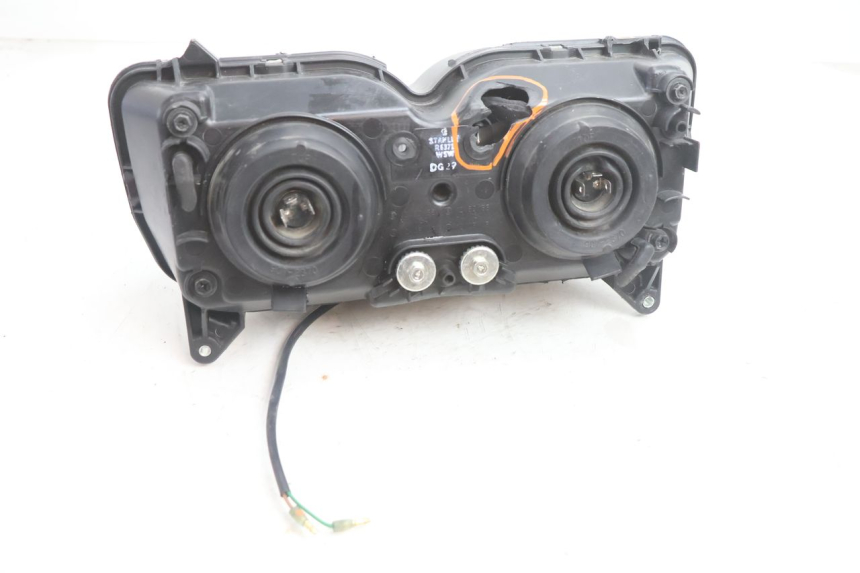photo de FAROL DIANTEIRO HONDA VFR FI RC46 800 (1998 - 2001) - Estado da superfície