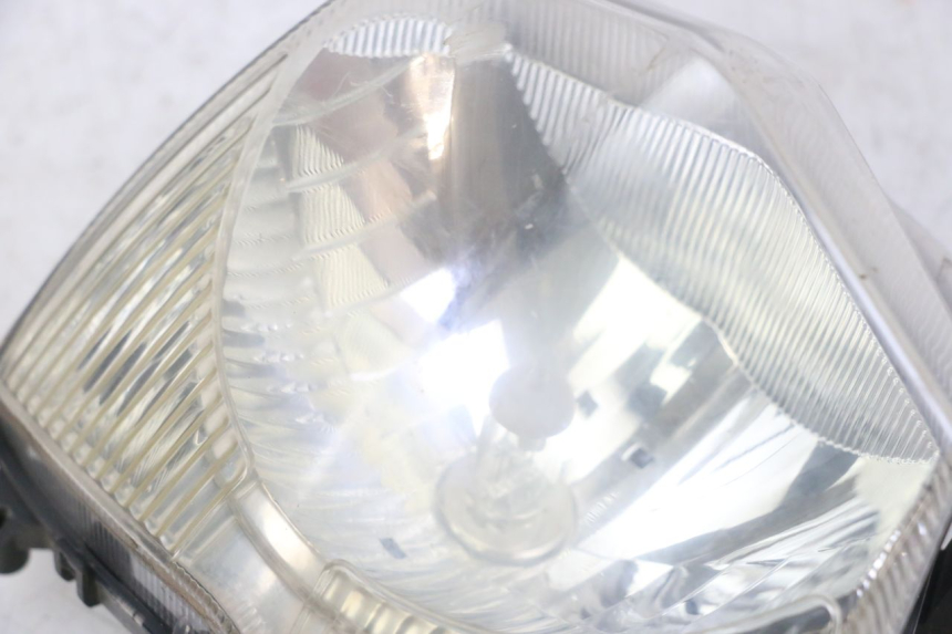 photo de FAROL DIANTEIRO PEUGEOT VIVACITY NEW 4T 50 (2008 - 2017) - Estado da superfície