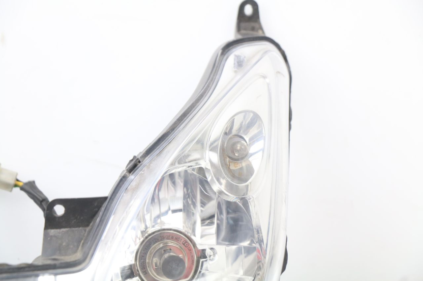photo de FAROL DIANTEIRO YAMAHA XMAX X-MAX 125 (2006 - 2009) - Detalhes característicos