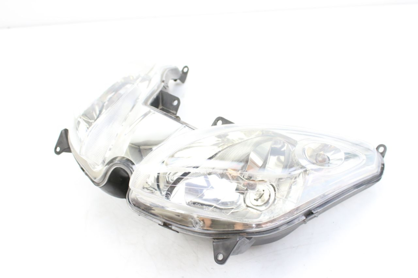 photo de FAROL DIANTEIRO YAMAHA XMAX X-MAX 125 (2006 - 2009) - Zoom do estado de desgaste