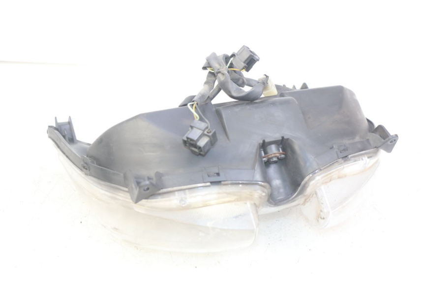 photo de FAROL DIANTEIRO YAMAHA XMAX X-MAX 125 (2006 - 2009) - Zoom do estado de desgaste