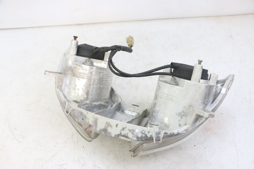 photo de FAROL DIANTEIRO YAMAHA X-MAX XMAX 125 (2010 - 2013) - Detalhe da peça