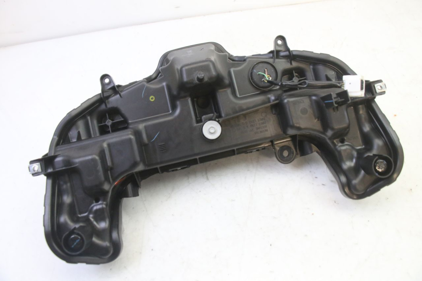 photo de FAROL DIANTEIRO YAMAHA XMAX X-MAX 125 (2021 - 2025) - Estado da superfície