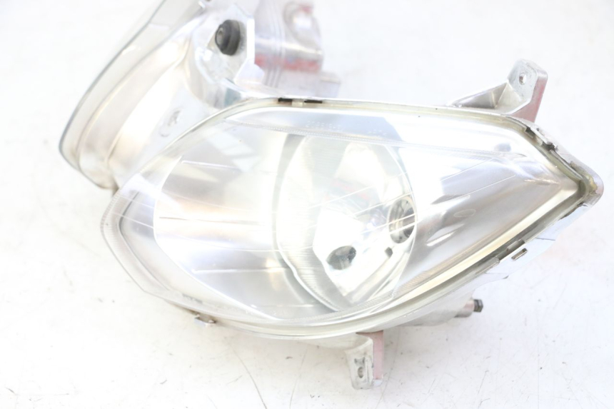 photo de FAROL DIANTEIRO YAMAHA X-MAX XMAX 125 (2010 - 2013) - Vista de perto