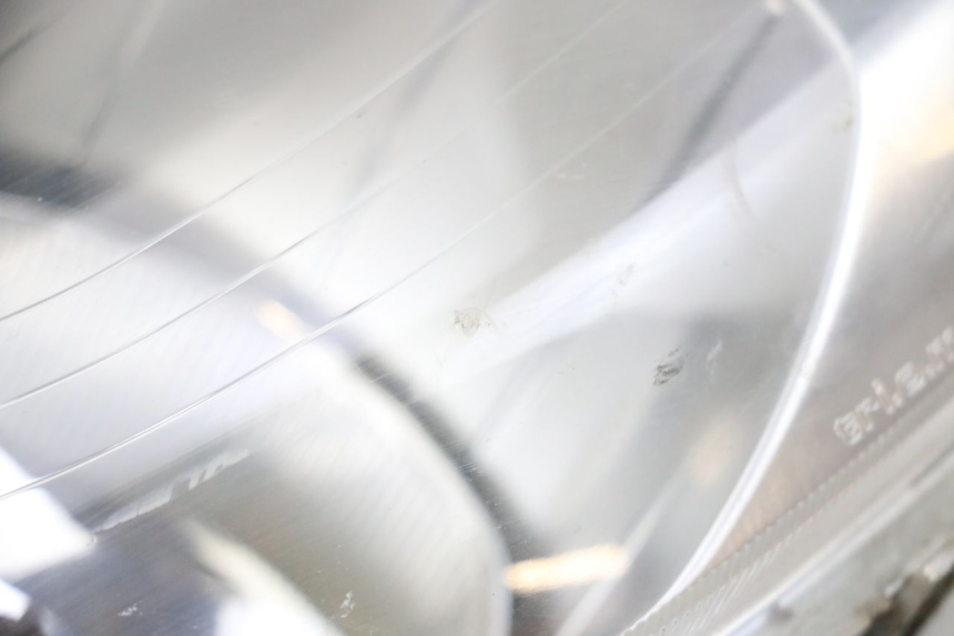 photo de FAROL DIANTEIRO YAMAHA X-MAX XMAX 125 (2010 - 2013) - Ampliação técnica