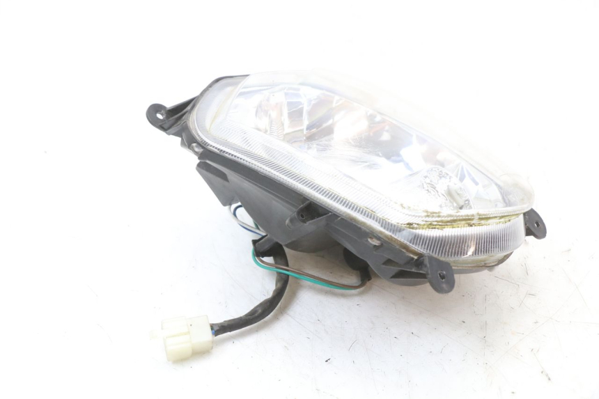 photo de FAROL DIANTEIRO SYM X-PRO 4T 50 (2014 - 2021) - Zoom do estado de desgaste