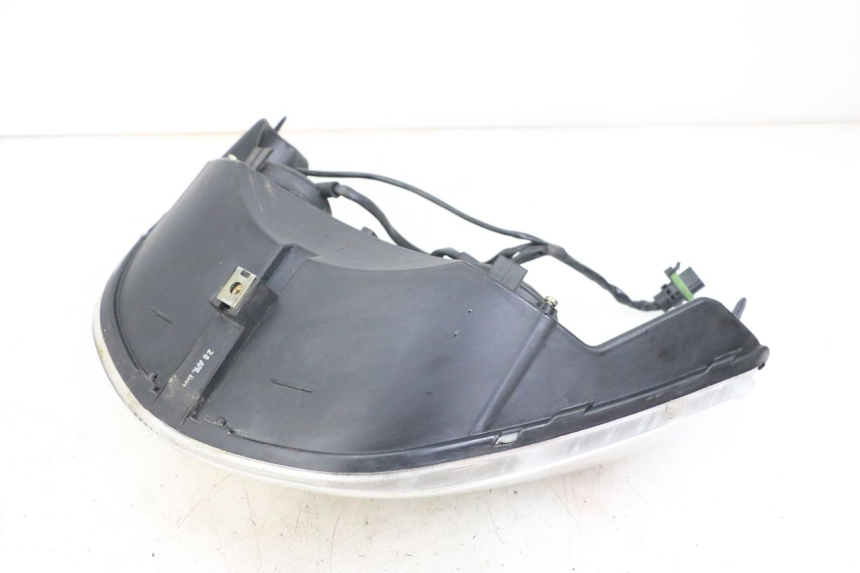 photo de FAROL DIANTEIRO PIAGGIO X8 125 (2004 - 2007) - Zoom do estado de desgaste