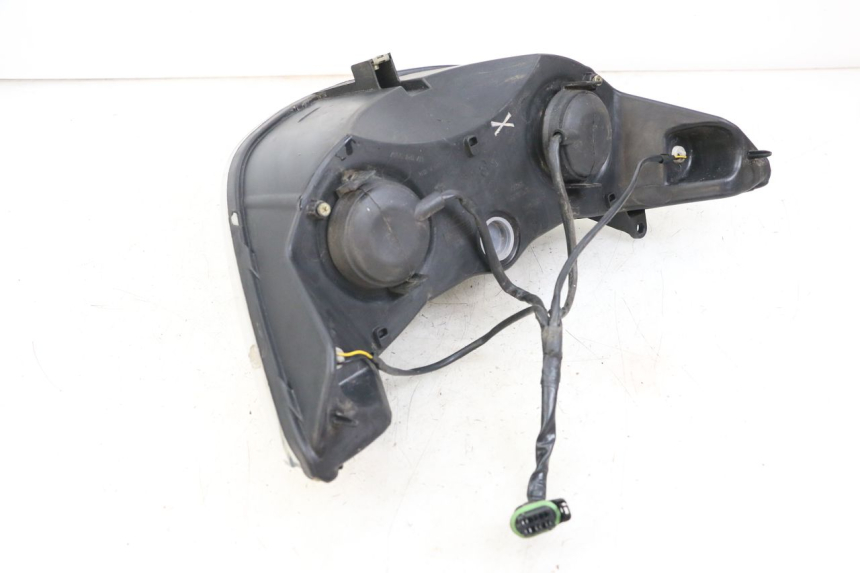 photo de FAROL DIANTEIRO PIAGGIO X8 125 (2004 - 2007) - Outro ângulo de visão