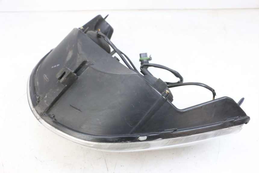 photo de FAROL DIANTEIRO PIAGGIO X8 125 (2004 - 2007) - Outro ângulo de visão