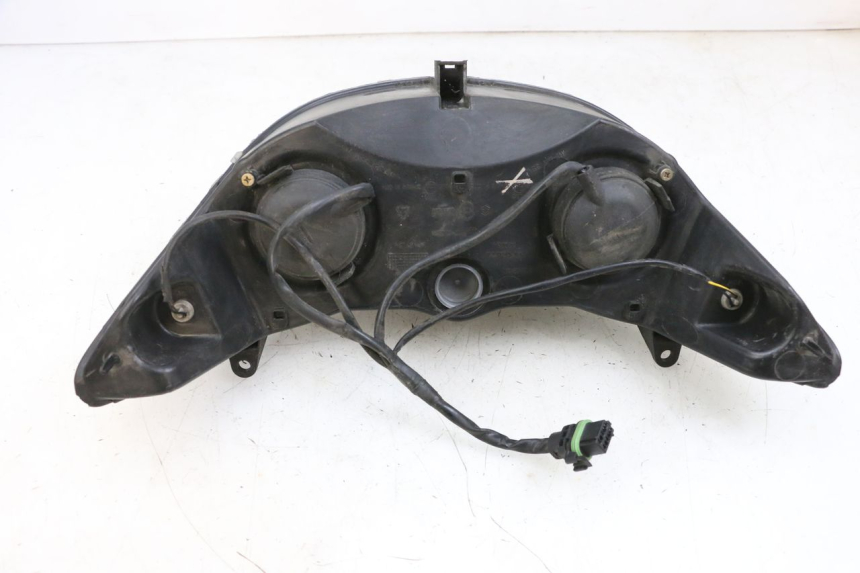 photo de FAROL DIANTEIRO PIAGGIO X8 125 (2004 - 2007) - Estado da superfície