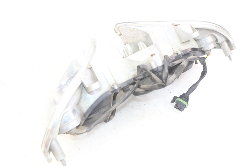 photo de FAROL DIANTEIRO PIAGGIO X9 EVOLUTION 125 (2003 - 2007) - Detalhe da peça