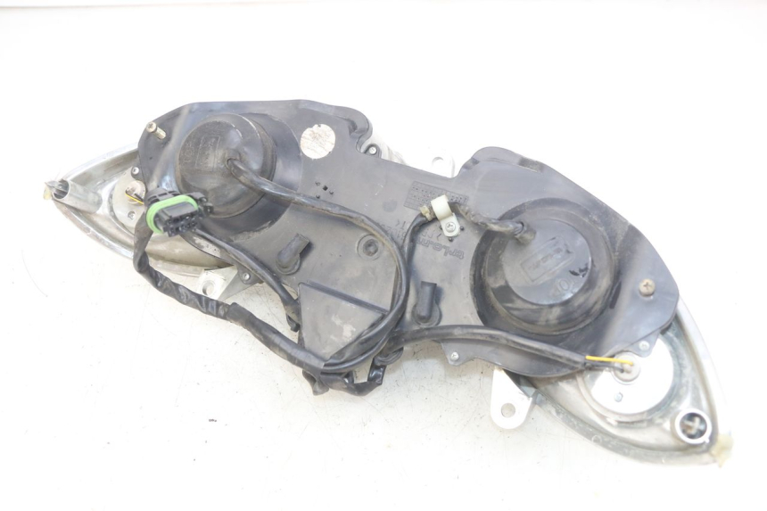 photo de FAROL DIANTEIRO PIAGGIO X9 EVOLUTION 125 (2003 - 2007) - Outro ângulo de visão
