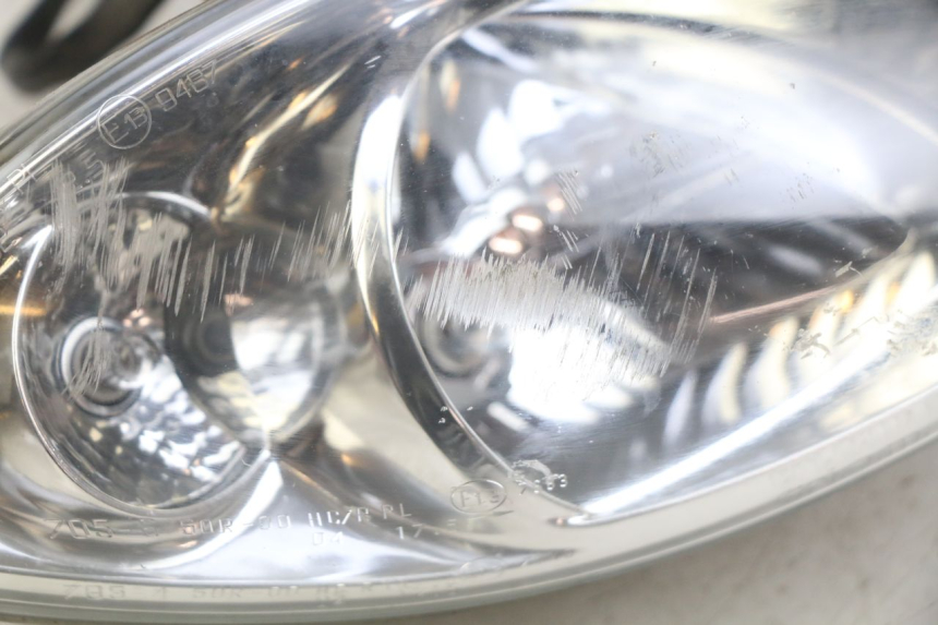 photo de FAROL DIANTEIRO PIAGGIO X9 EVOLUTION 125 (2003 - 2007) - Peça verificada
