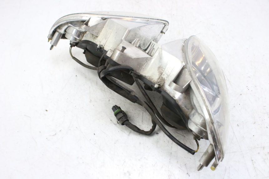 photo de FAROL DIANTEIRO PIAGGIO X9 EVOLUTION 250 (2003 - 2007) - Estado da superfície