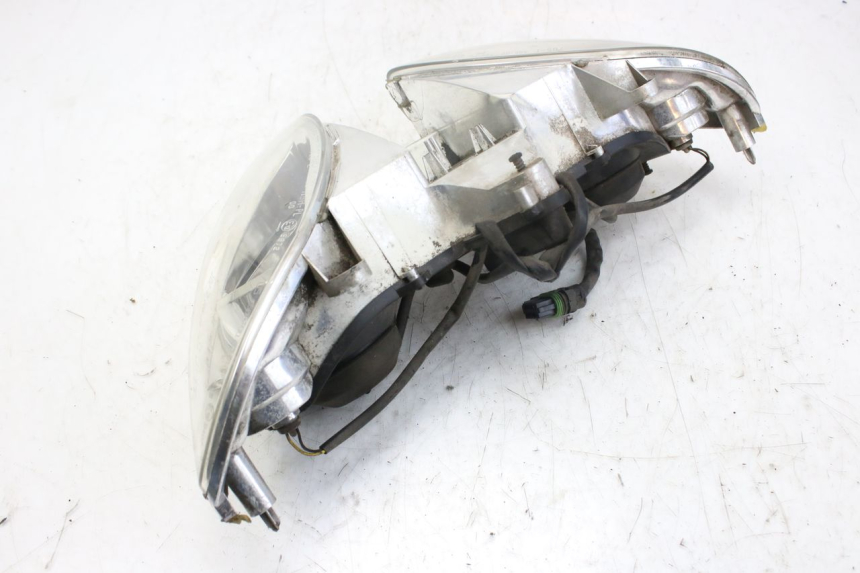 photo de FAROL DIANTEIRO PIAGGIO X9 EVOLUTION 250 (2003 - 2007) - Peça verificada