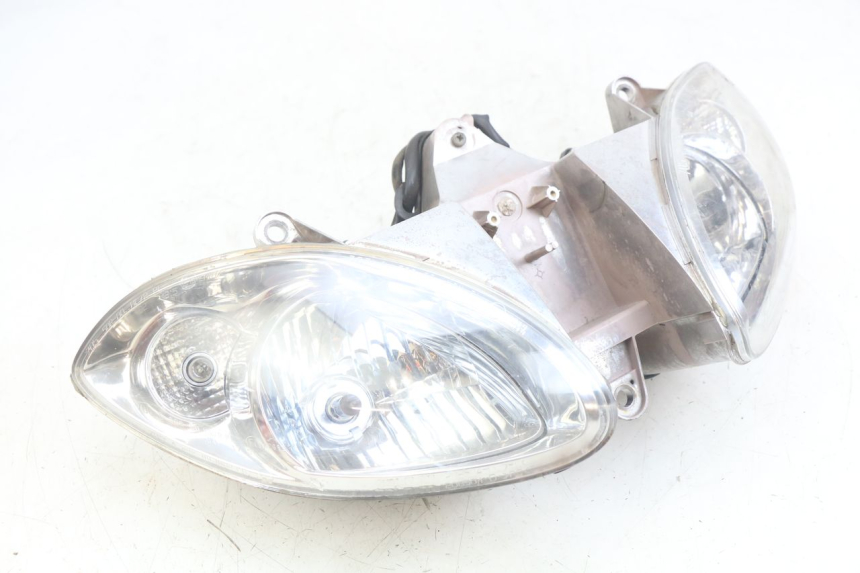 photo de FAROL DIANTEIRO PIAGGIO X9 EVOLUTION 125 (2003 - 2007) - Pontos de fixação