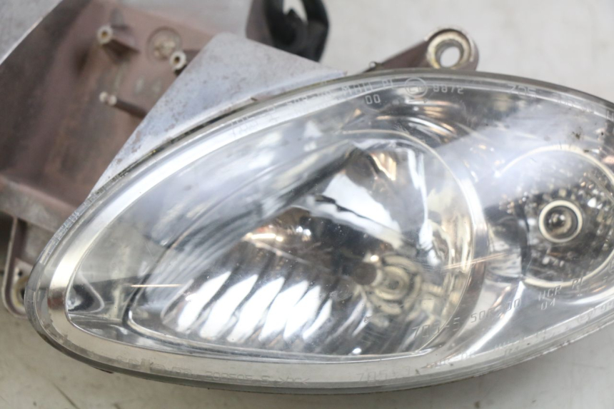 photo de FAROL DIANTEIRO PIAGGIO X9 EVOLUTION 125 (2003 - 2007) - Marcações e referências