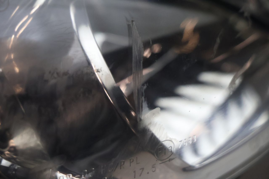 photo de FAROL DIANTEIRO PIAGGIO X9 EVOLUTION 125 (2003 - 2007) - Outro ângulo de visão