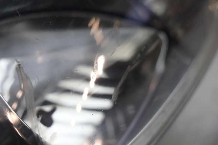 photo de FAROL DIANTEIRO PIAGGIO X9 EVOLUTION 125 (2003 - 2007) - Ampliação técnica