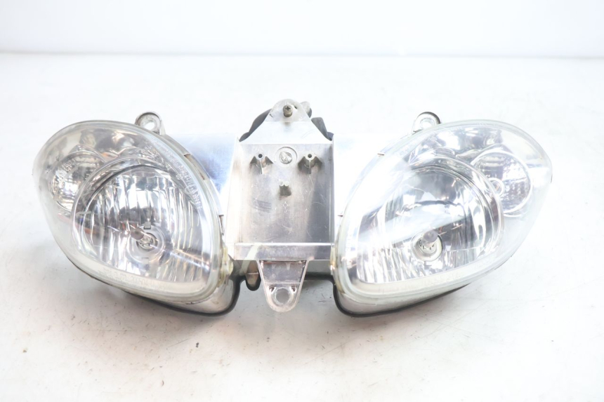 photo de FAROL DIANTEIRO PIAGGIO X9 EVOLUTION 125 (2003 - 2007) - Pontos de fixação
