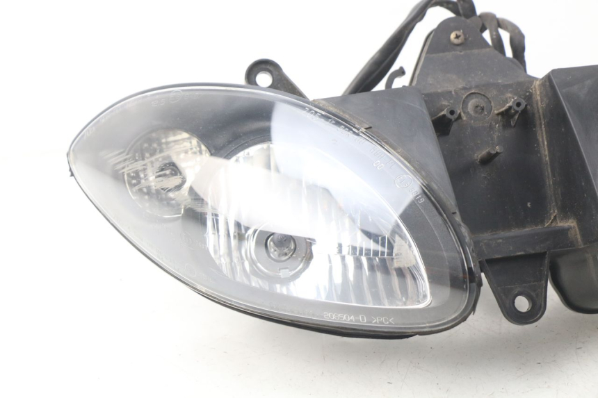photo de FAROL DIANTEIRO PIAGGIO X9 125 (2000 - 2003) - Marcações e referências