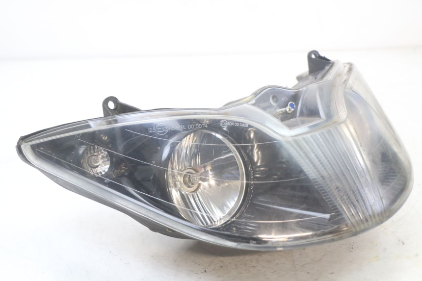 photo de FAROL DIANTEIRO PIAGGIO XEVO - X EVO 125 (2007 - 2017) - Outro ângulo de visão