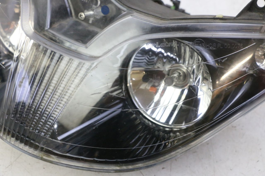 photo de FAROL DIANTEIRO PIAGGIO XEVO - X EVO 125 (2007 - 2017) - Vista do produto
